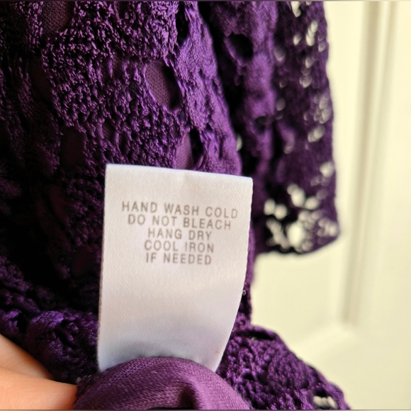 Pretty Purple Lace Blouse from Roz & Ali- 3x, Stretchy and Comfortable! - Picture 7 of 7